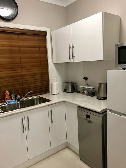 Rezare House Bed & Breakfast - Accommodation Gladstone 33
