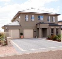 Rezare House Bed  Breakfast - Accommodation Gladstone