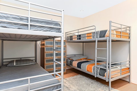 Breeze Beachfront Apartment - Accommodation Gladstone 17