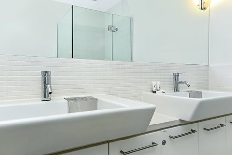 Breeze Beachfront Apartment - Accommodation Gladstone 16