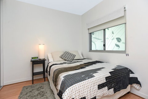 Breeze Beachfront Apartment - Accommodation Gladstone 33