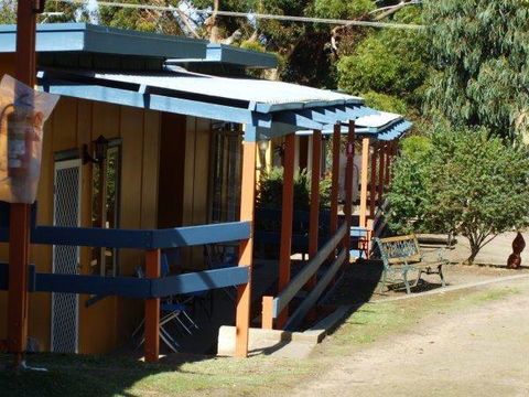 Casuarina Coastal Units - Accommodation Gladstone 3