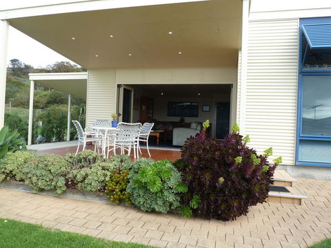 SeaShells Penneshaw - Accommodation Gladstone 6
