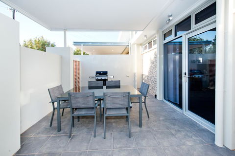 Loxton Courthouse Apartments - Accommodation Gladstone 18