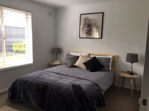 Windsor Gardens Home - Accommodation Gladstone 3