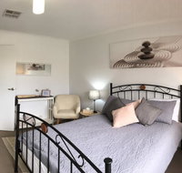 Windsor Gardens Home - Accommodation Gladstone