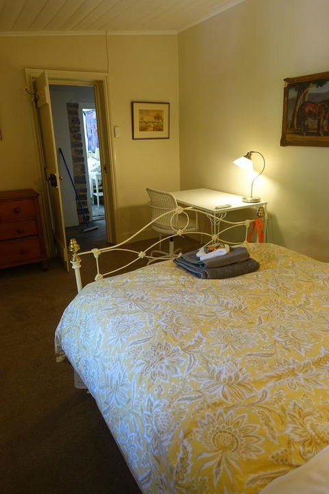 Amy\'s House Bed & Breakfast - Accommodation Gladstone 32