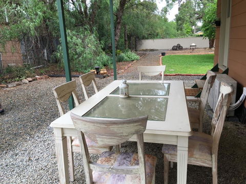 Amy\'s House Bed & Breakfast - Accommodation Gladstone 14