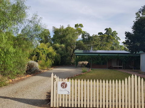 Amy\'s House Bed & Breakfast - Accommodation Gladstone 27