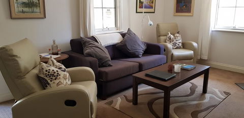 Amy\'s House Bed & Breakfast - Accommodation Gladstone 2