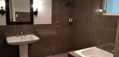 Amy\'s House Bed & Breakfast - Accommodation Gladstone 5