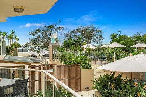 Bayview Beachfront Apartments, In Town Right On The Beach - Accommodation Gladstone 13