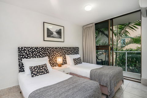 Bayview Beachfront Apartments, In Town Right On The Beach - Accommodation Gladstone 39