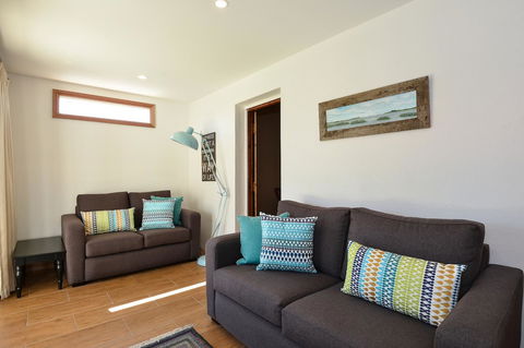 Trafalgar Premium Vintage Suites - Accommodation Gladstone 21