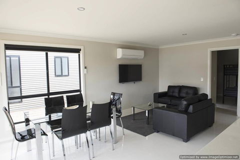 Paringa Resort - Accommodation Gladstone 7