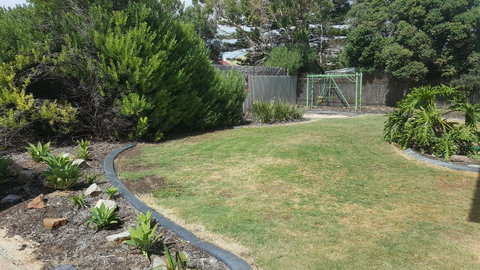 Beachside Escape On The Esplanade - Accommodation Gladstone 12