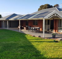 Aldinga Beach overnighter or getaway home - Accommodation Gladstone