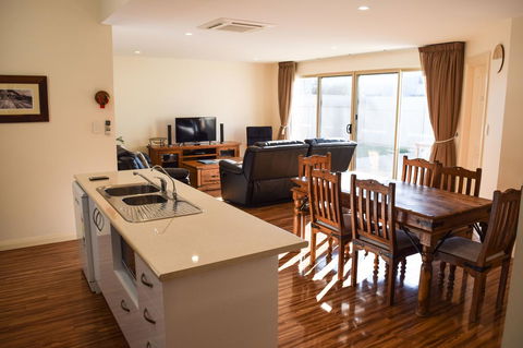 Longreach At Port Elliot - Accommodation Gladstone 8