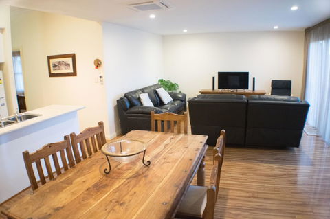 Longreach At Port Elliot - Accommodation Gladstone 4