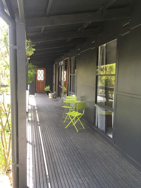Hilltop Too - Accommodation Gladstone 10