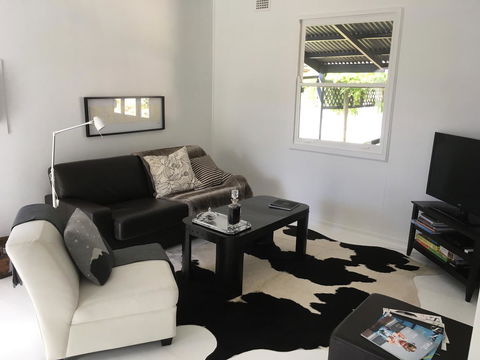 Hilltop Too - Accommodation Gladstone 17