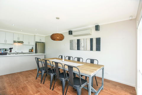 'Hope House' - Encounter Bay - Accommodation Gladstone 8