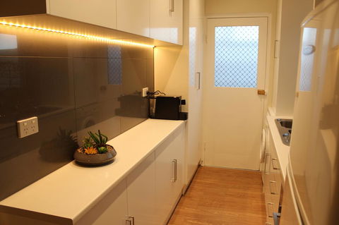 Christophers Villa - Accommodation Gladstone 30