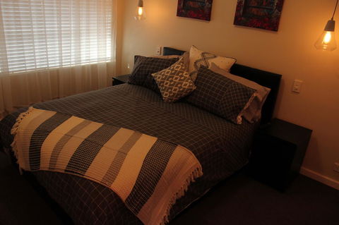 Christophers Villa - Accommodation Gladstone 15