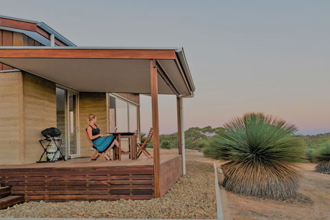 Ecopia Retreat - Accommodation Gladstone 9
