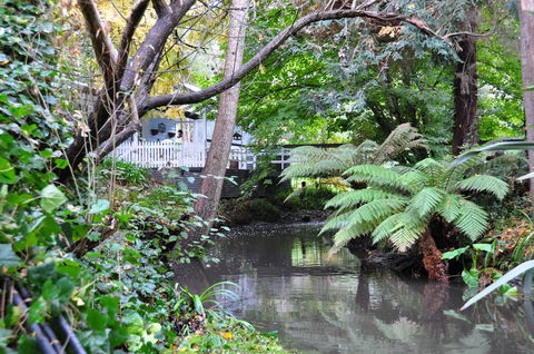 Aldgate Valley Bed And Breakfast - Accommodation Gladstone 22