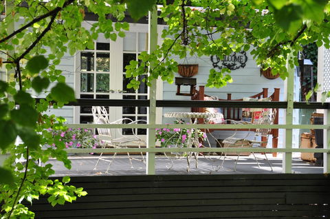 Aldgate Valley Bed And Breakfast - Accommodation Gladstone 4