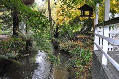 Aldgate Valley Bed And Breakfast - Accommodation Gladstone 36