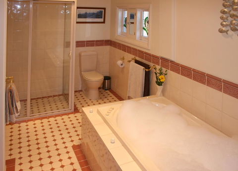 Oats Cottage - Accommodation Gladstone 2
