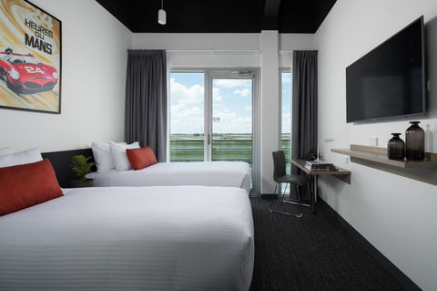 Rydges Pit Lane - Accommodation Gladstone 30