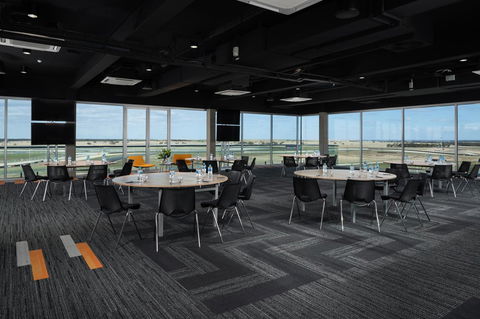 Rydges Pit Lane - Accommodation Gladstone 5