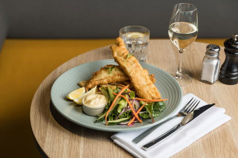 Rydges Pit Lane - Accommodation Gladstone 8