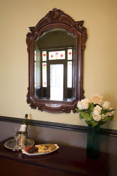 Country Bakehouse Accommodation - Accommodation Gladstone 6