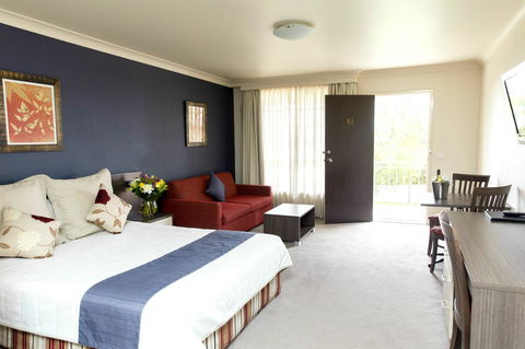Bathurst Motor Inn - Accommodation Gladstone 1