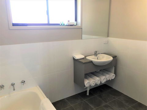 Bathurst Motor Inn - Accommodation Gladstone 15