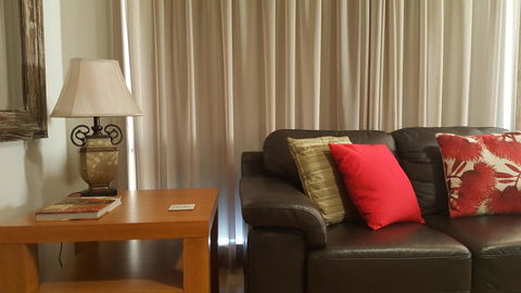 Jacaranda Homestay - Accommodation Gladstone 6