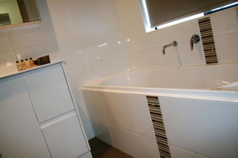 Jacaranda Homestay - Accommodation Gladstone 16