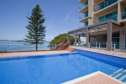 Port Lincoln Hotel - Accommodation Gladstone 0
