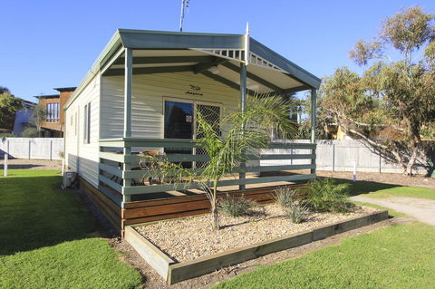 Beachside Holiday Park - Accommodation Gladstone 4