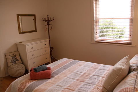 Grace Cottage - Accommodation Gladstone 12