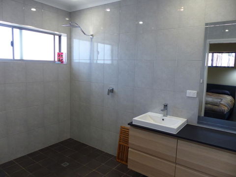 Great Northern Lodge - Accommodation Gladstone 30