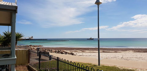 Wallaroo Beachfront Tourist Park - Accommodation Gladstone 10