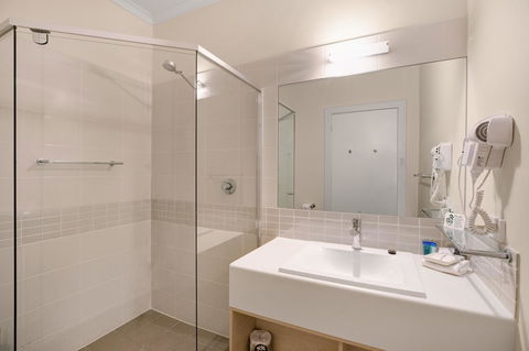 Adelaide Road Motor Lodge - Accommodation Gladstone 4