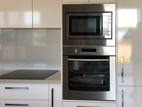 Beachview - Accommodation Gladstone 14