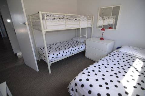Beachview - Accommodation Gladstone 18