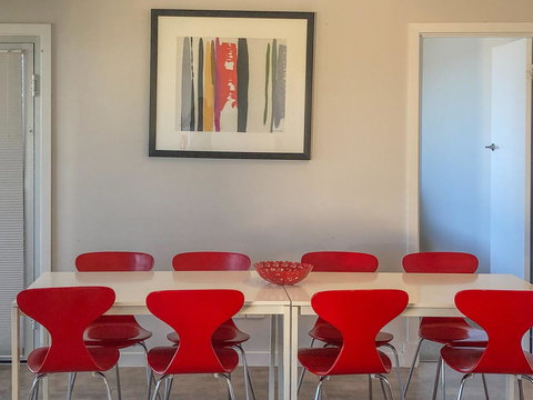 Beachview - Accommodation Gladstone 8